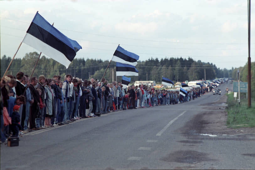 В течение 1990 года прибалтийские республики объявили о своей независимости, а 6 сентября 1991 года СССР признал этот факт