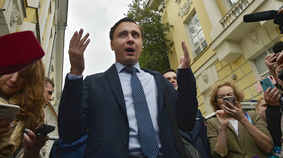 Директор ФБК Иван Жданов заявляет, что фонд не отвечает за интернет-ресурсы Алексея Навального