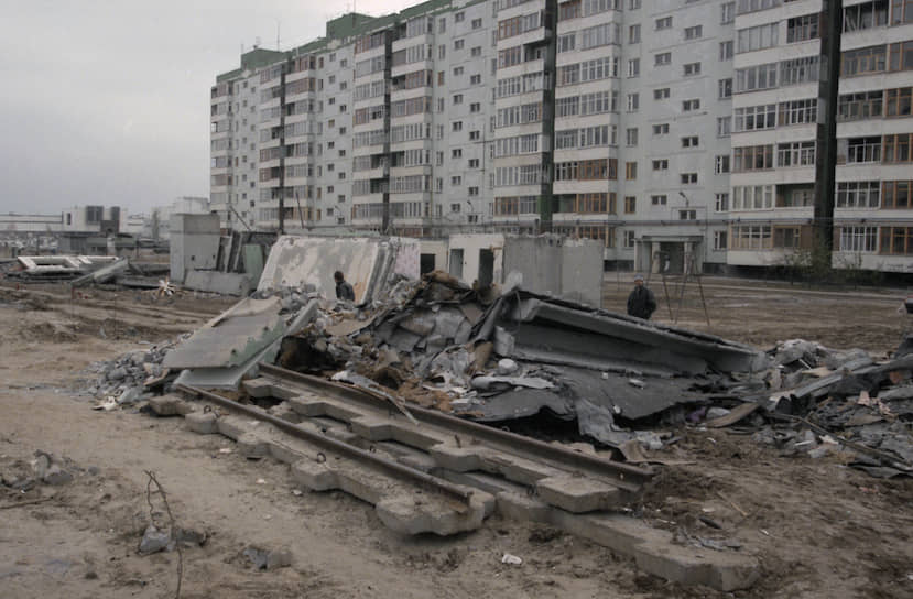 В результате взрывов домов в России 4-16 сентября 1999 года погибли более 300 человек. Еще около 1700 получили ранения различной степени тяжести или пострадали в той или иной мере