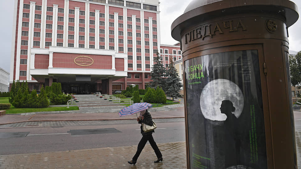 Здание «Президент-отеля», в котором проходит заседание контактной группы по Донбассу