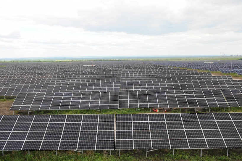 В этом году рядом с городом Новокуйбышевском официально открылась Самарская солнечная электростанция, способная покрывать все бытовые потребности города в электричестве