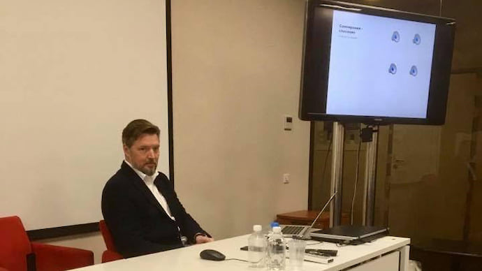 Смотрите, кто пришел: Алексей Воробьев (главный редактор «Ъ FM»)