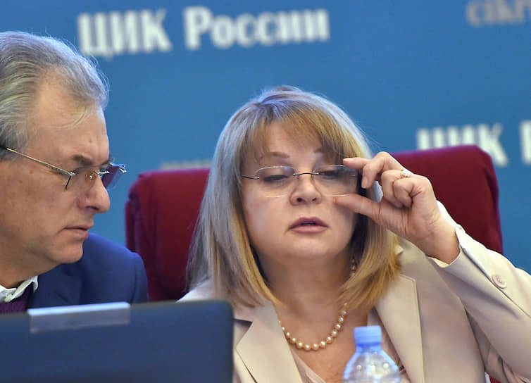 Председатель Центральной избирательной комиссии России Элла Памфилова и ее заместитель Николай Булаев