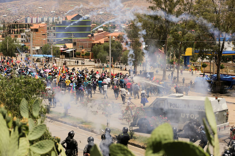 23 октября стал первым днем бессрочной публичной забастовки сразу в пяти департаментах Боливии