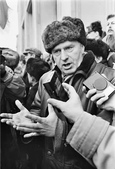 1992 год. На митинге общественно-политического движения «Трудовая Россия»
