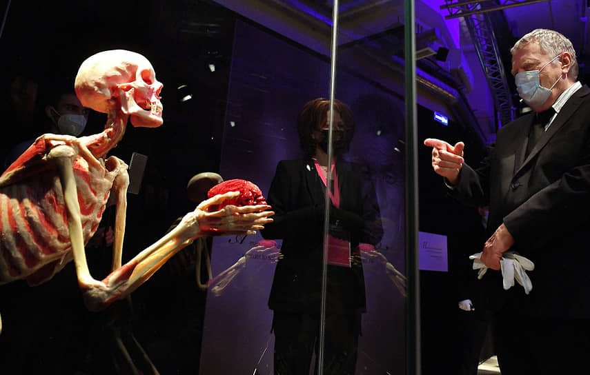 2021 год. Владимир Жириновский на анатомической выставке «Body Worlds. Мир тела» в павильоне № 21 ВДНХ