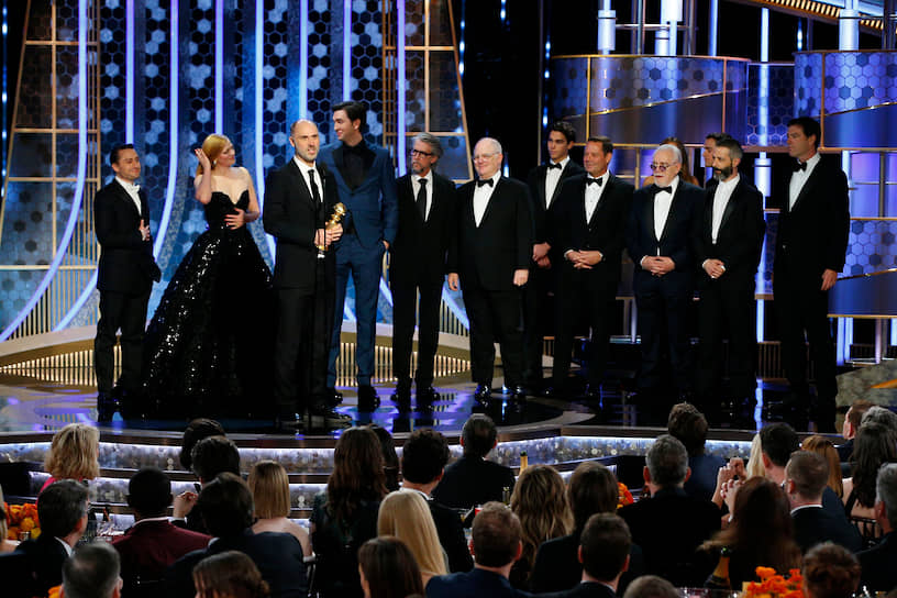 Сценарист и продюсер Джесси Армстронг получил награду за созданный им сериал «Наследники», признанный лучшей многосерийной драмой