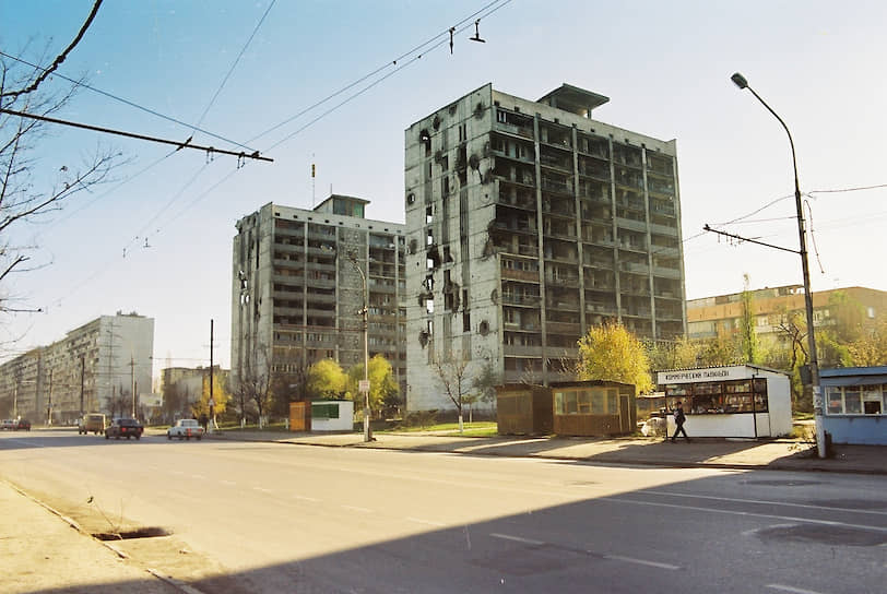 Жилые дома на улице Ленина, 1998 год