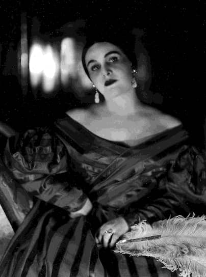 Актриса Зинаида Райх, вторая жена Сергея Есенина, а впоследствии жена Всеволода Мейерхольда, переболела в 1921 году и брюшным, и сыпным тифом