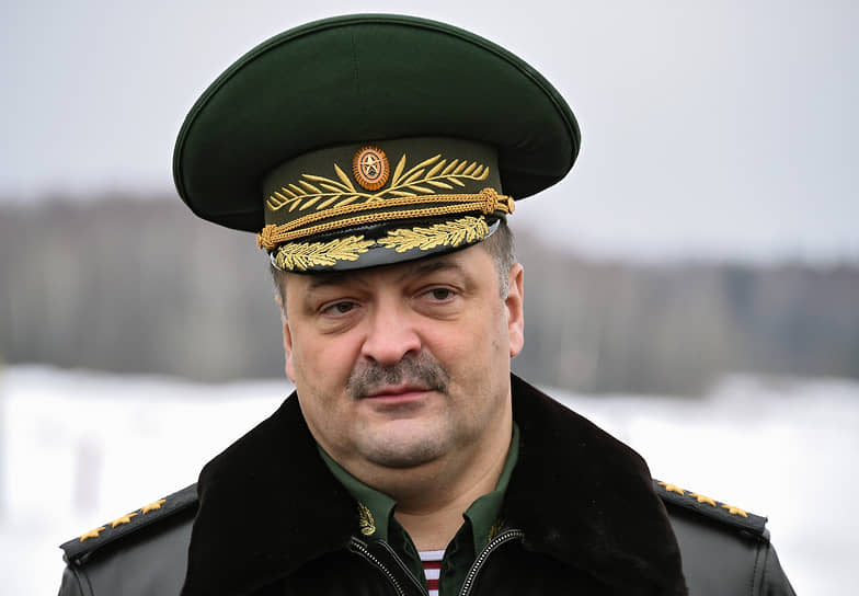 25 ноября стало известно, что врио главы Дагестана Сергей Меликов заболел коронавирусом и ушел на самоизоляцию. 2 декабря он был госпитализирован, затем переведен для дальнейшего лечения в одну из больниц Москвы