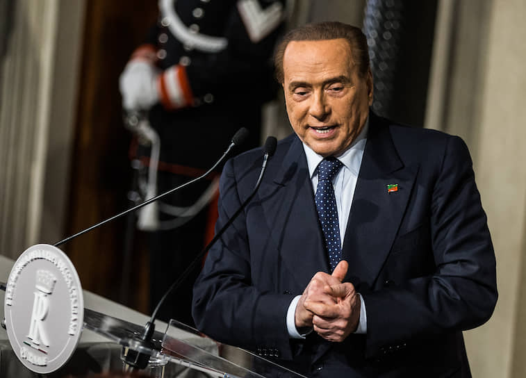 2 сентября стало известно, что экс-премьер Италии Сильвио Берлускони заразился коронавирусом