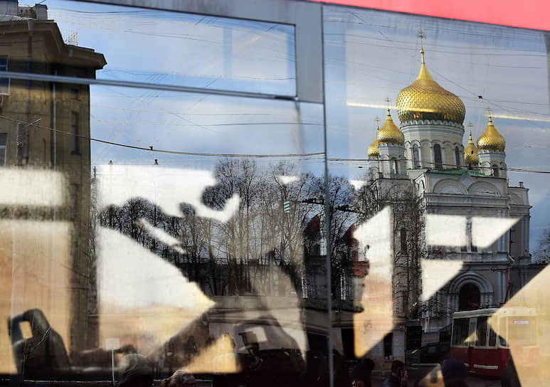 Обработка салона трамвая в Санкт-Петербурге