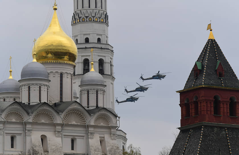 Проведение воздушных парадов, посвященных 75-й годовщине Победы в Великой Отечественной войне, предполагается в 32 городах РФ