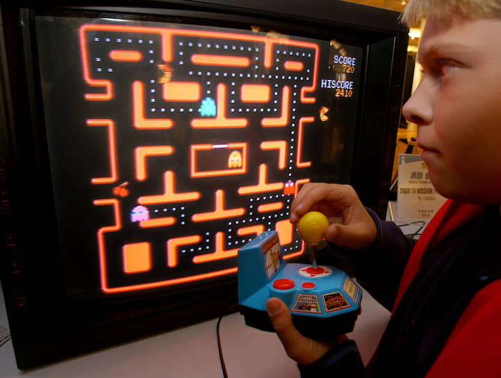 Видеоигра Pac-Man, разработанная японской компанией Namco, вышла 22 мая 1980 года на аркадных игровых автоматах и сначала была не очень успешна на родине