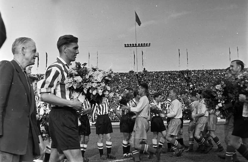 В начале 1948 года всерьез рассматривался вопрос о расформировании «Зенита». Однако город помог, Константин Лемешев вернулся в команду, и в двух следующих сезонах команда выступала успешно