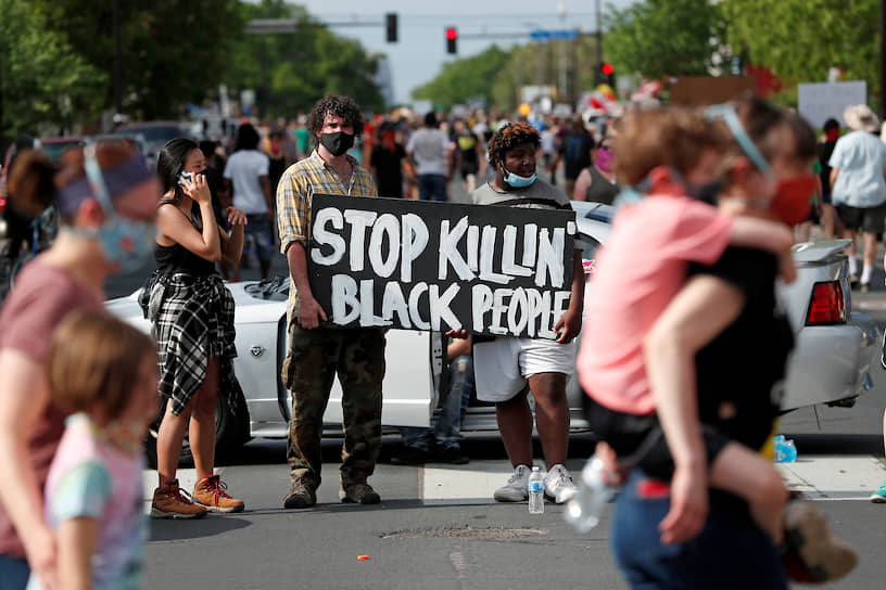 Гибель в Миннеаполисе (штат Миннесота) афроамериканца Джорджа Флойда, умершего после задержания полицией 25 мая, спровоцировала крупнейшие с 2016 года беспорядки такого рода в стране 
