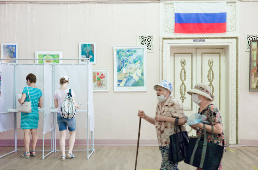 Избирательный участок в городе Волжский Волгоградской области 