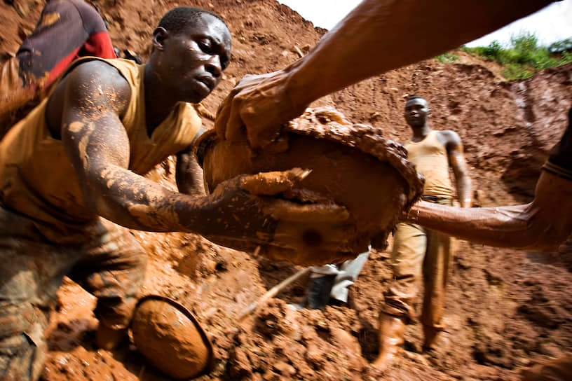 Около 200 тыс. жителей Конго заняты добычей золота, в основном вручную, не всегда легально