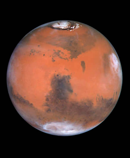 Интерес к изучению Марса вернулся в конце 1990-х. В сентябре 1997 года на марсианскую орбиту вышел зонд Mars Global Surveyor, который за четыре года работы собрал о Красной планете больше информации, чем все предыдущие миссии вместе взятые