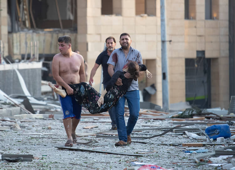 Премьер-министр Ливана объявил 5 августа днем общенационального траура после взрыва в Бейруте