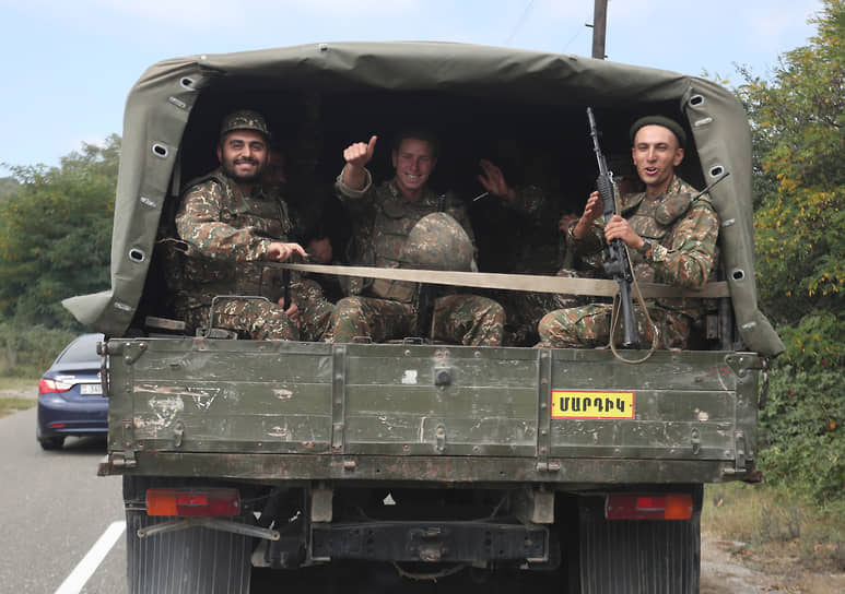 Армянские военные в непризнанной Нагорно-Карабахской республике 
