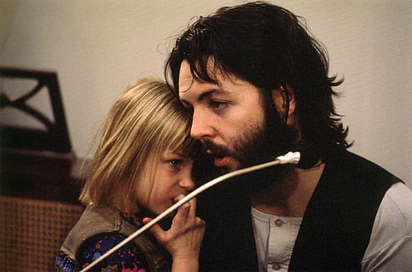 Пол Маккартни с приемной дочерью Хэзер, 1969 год