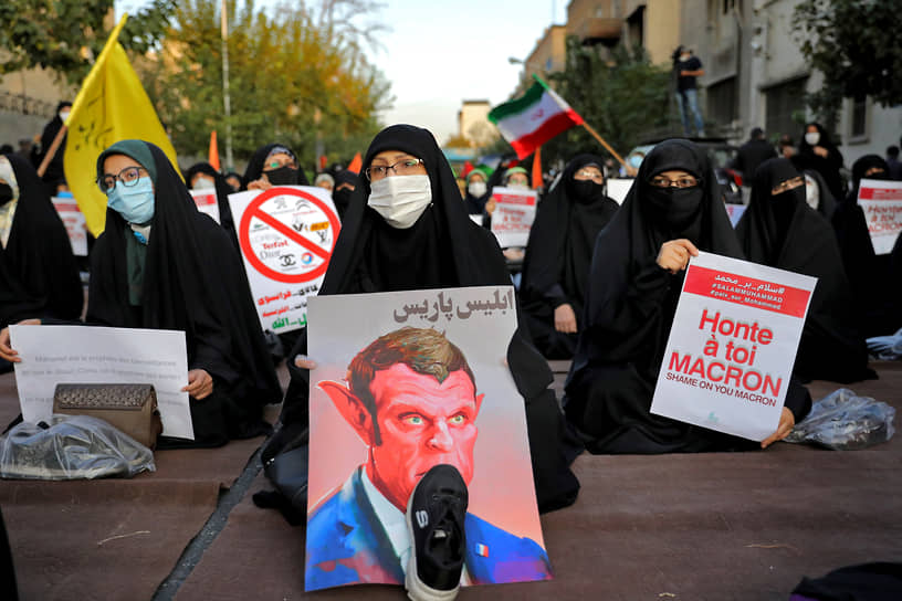 Иранские газеты изобразили Эмманюэля Макрона в образе дьявола. Такие же портреты держали в руках протестующие у посольства Франции в Тегеране