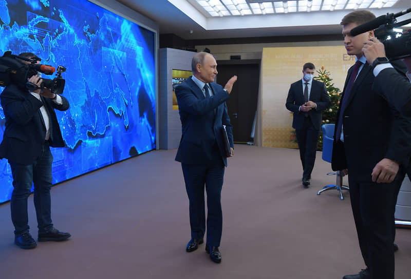 Президент России Владимир Путин после пресс-конференции