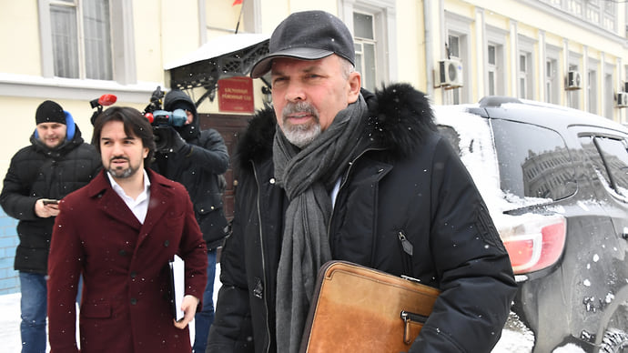 Михаил Мень проболел все следствие