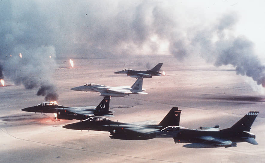 Истребители F-16 в ходе операции «Буря в пустыне»