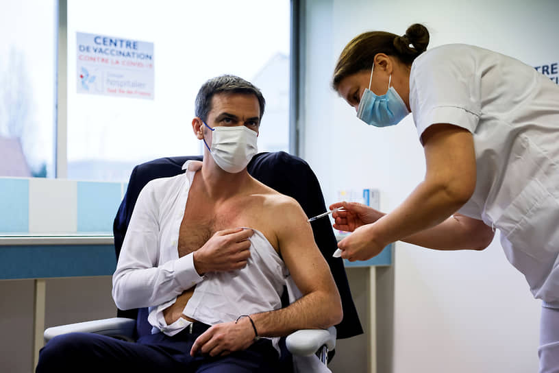 8 февраля министр социальных дел и здравоохранения Франции Оливье Веран привился от коронавируса вакциной британско-шведской компании AstraZeneca
