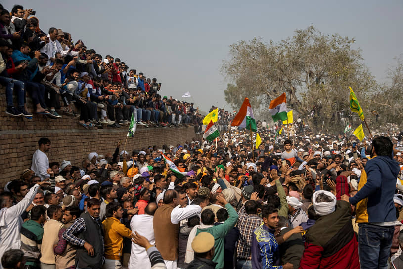 Кандела, Индия. Протестующие фермеры собрались на демонстрацию
