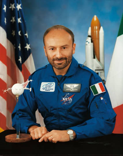 &lt;b>Франко Малерба, Италия&lt;/b>&lt;br>
Совершил полет 31 июля 1992 года на борту шаттла «Атлантис». До этого дважды не прошел отбор. В последствии работал в Европарламенте и Итальянском космическом агентстве