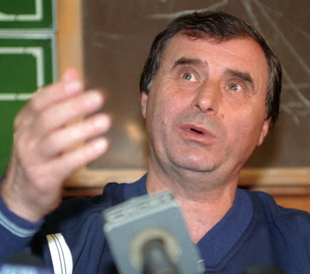 В 2005 году Анатолий Бышовец несколько месяцев тренировал дебютировавший в премьер-лиге клуб «Томь», а в 2006-2007 годах руководил московским «Локомотивом». Кроме этого, был тренером-консультантом махачкалинского «Анжи» (2003) и краснодарской «Кубани» (2009)