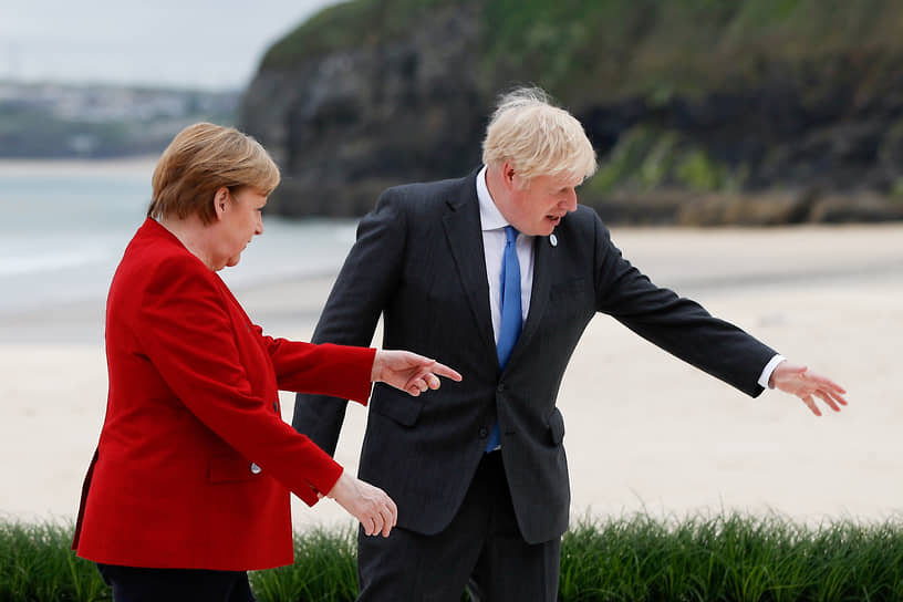 Премьер-министр Великобритании Борис Джонсон и канцлер Германии Ангела Меркель