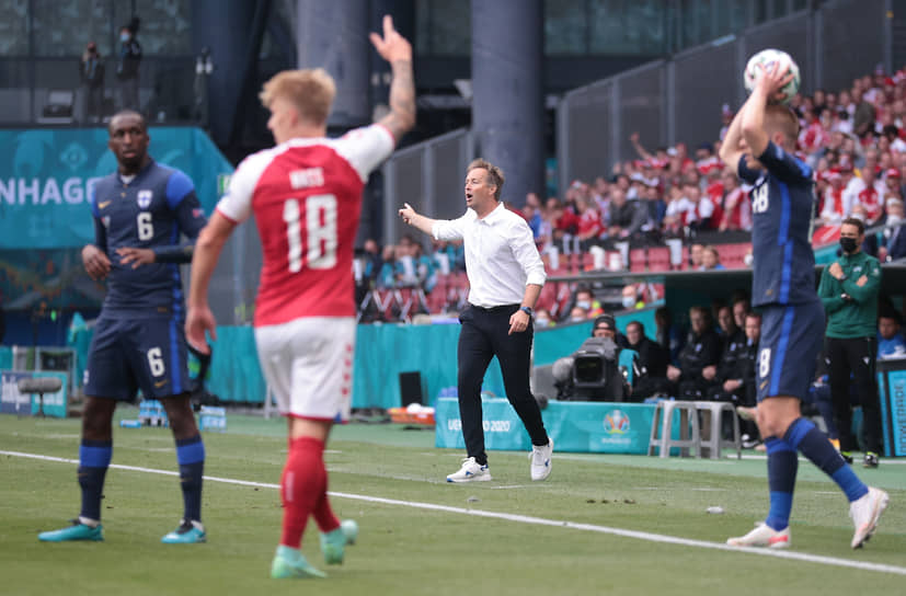 &lt;b>Каспер Хьюлманд, сборная Дании, группа B&lt;/b>&lt;br>
Возраст: 49 лет&lt;br>
Возглавляет сборную с 1 июля 2020 года&lt;br>
Зарплата: €0,3 млн в год&lt;br>
Основные достижения: вместе с «Норшелланном» стал чемпионом Дании