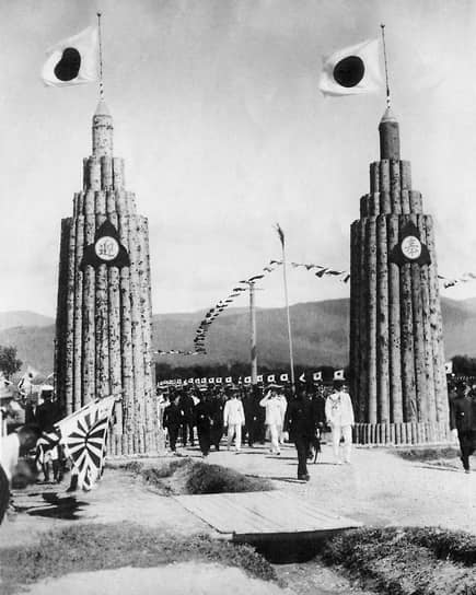 Визит наследного принца-регента Хирохито в префектуру Карафуто, 1925 год. Двадцать лет спустя император Хирохито объявит о капитуляции Японии