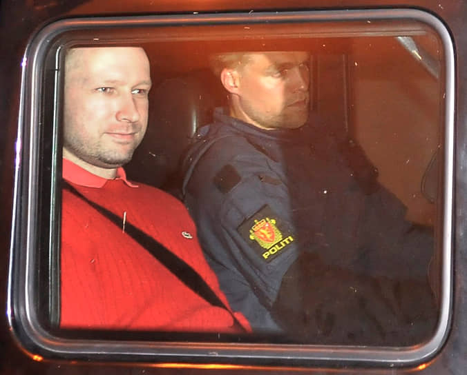 В апреле 2012 года в окружном суде Осло начался процесс над Андерсом Брейвиком. Подсудимый полностью признал свою причастность к теракту: по его словам, это были необходимые действия. Адвокат подсудимого ранее заявил, что тот действовал в одиночку