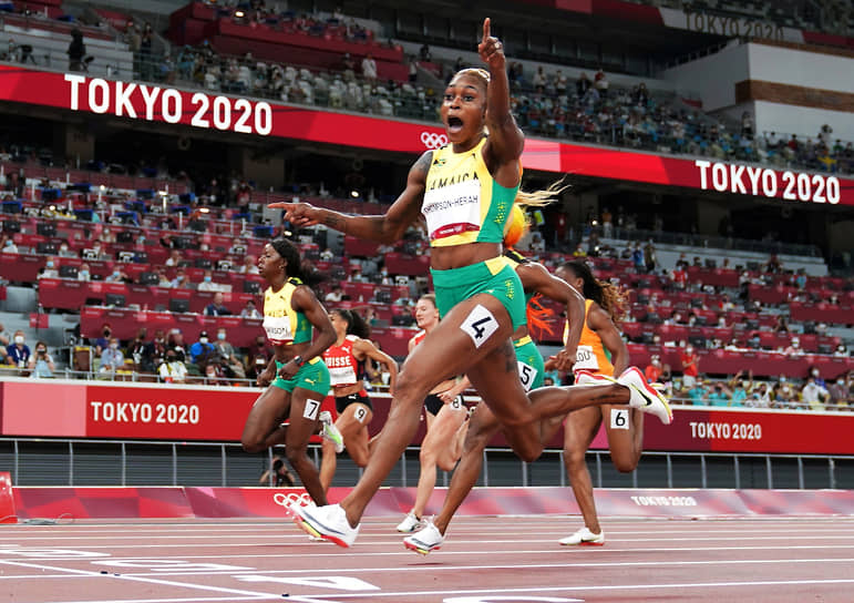 &lt;b>Элейн Томпсон-Хера (легкая атлетика), 3 золота&lt;/b>&lt;br>
29-летняя представительница Ямайки выиграла в Токио забеги на 100 м, на 200 м, а также эстафету 4x100 м
