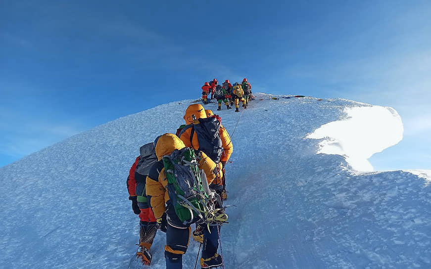 «Эверест — это, конечно, вершина карьеры альпиниста» 