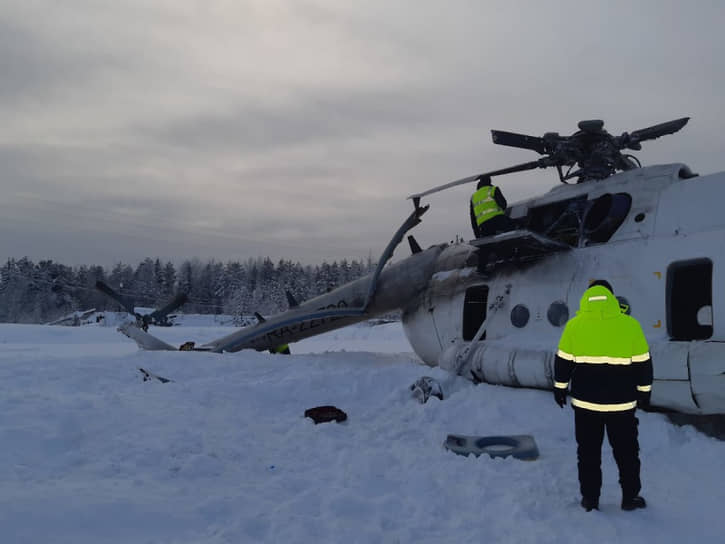 Совершивший жесткую посадку вертолет Ми-8 авиакомпании «Красавиа»