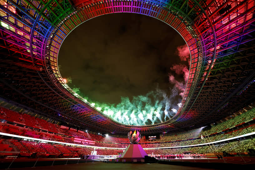 Церемония закрытия Паралимпийских игр в Токио прошла под слоганом «Город сияющих различий»