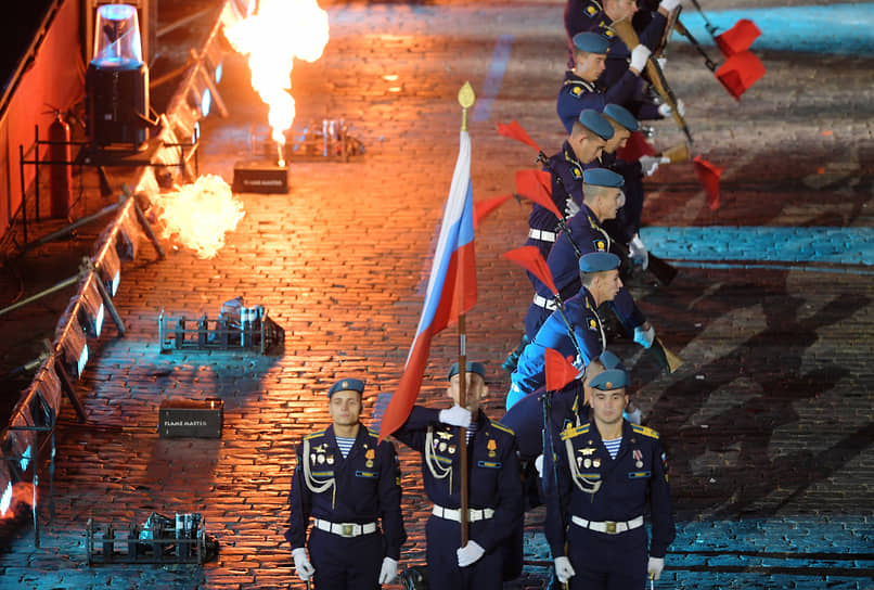Выступление сводного военного оркестра Воздушно-десантных войск России