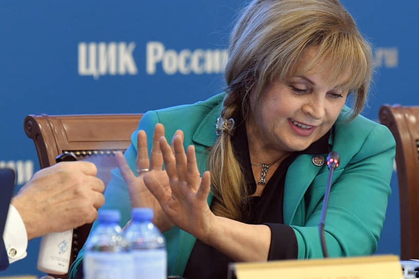 Москва. Председатель ЦИК России Элла Памфилова во время заседания 