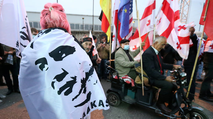 Между Грузией и Украиной пробежал Михаил Саакашвили