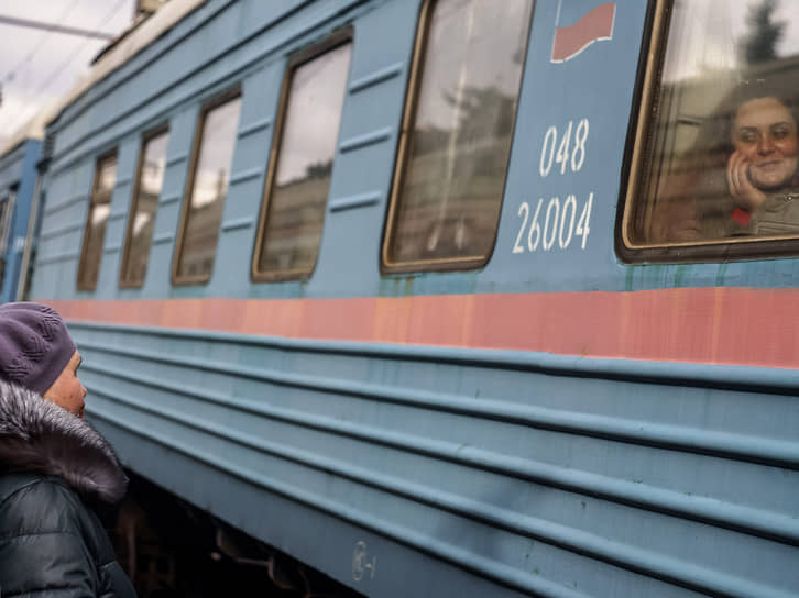 В своем обращении глава ДНР Денис Пушилин сослался на то, что Вооруженные силы Украины «находятся в боевых порядках и готовы к силовому захвату Донбасса»&lt;br>
На фото: железнодорожный вокзал в Дебальцево