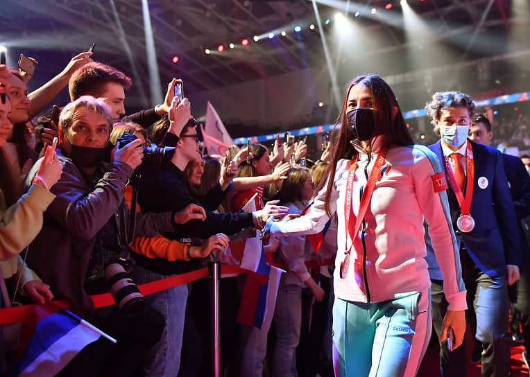 Как сообщают организаторы, на встречу прибыли более 60 олимпийцев
