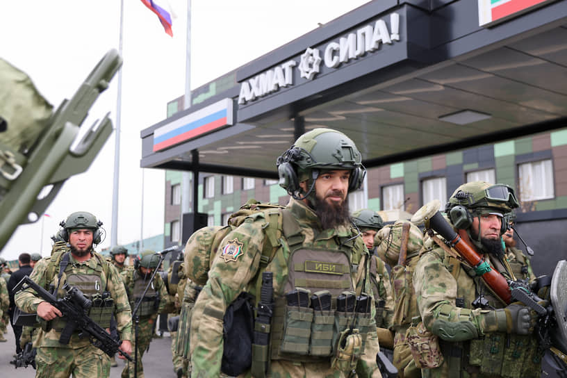 Российские военнослужащие в военном городке Ханкала в Чечне перед отправкой в зону специальной военной операции