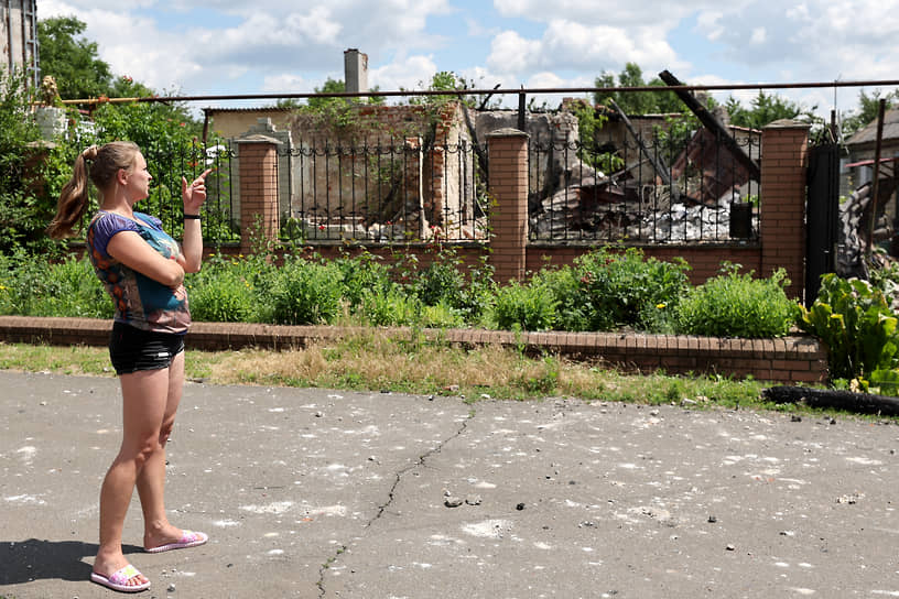 Разрушенный жилой дом в Донецке