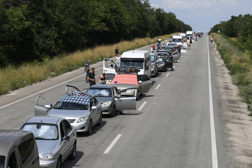 Автомобильная пробка на границе Запорожской области